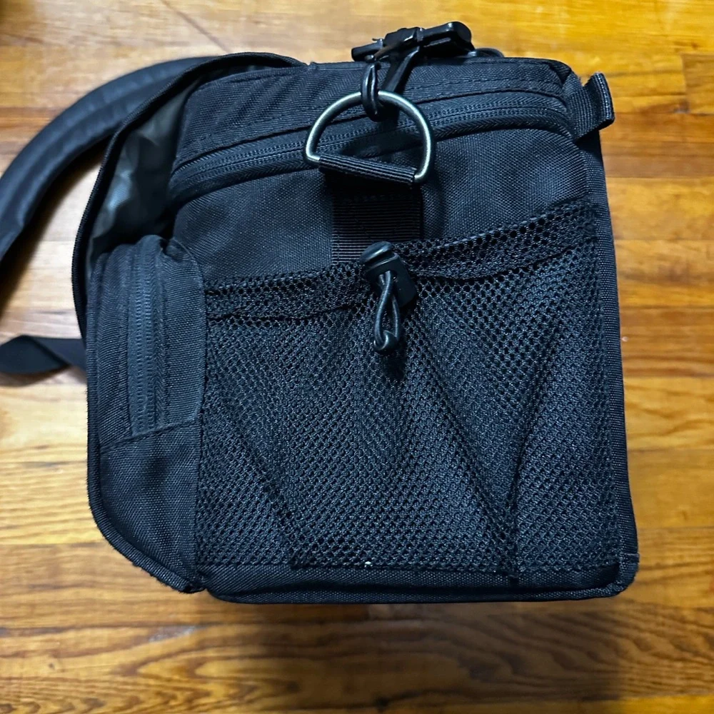 EUC Lowepro Camera Bag